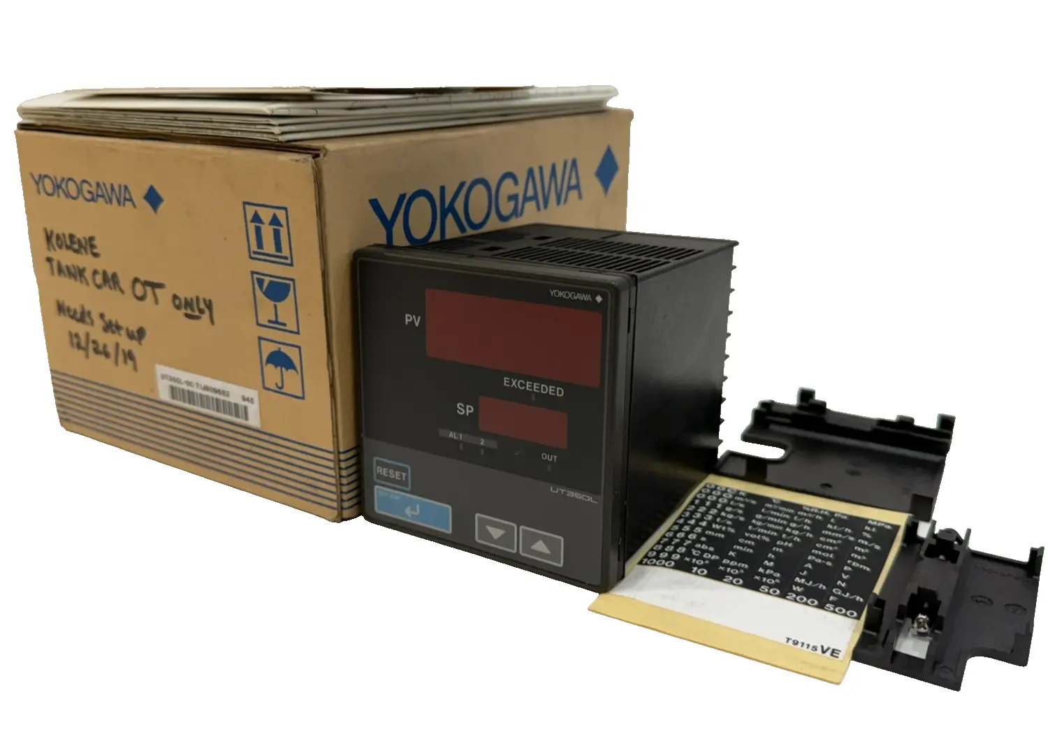 NEW YOKOGAWA UT350L-00 LIMIT CONTROLLER 100-240VAC 50/60HZ UT350L00