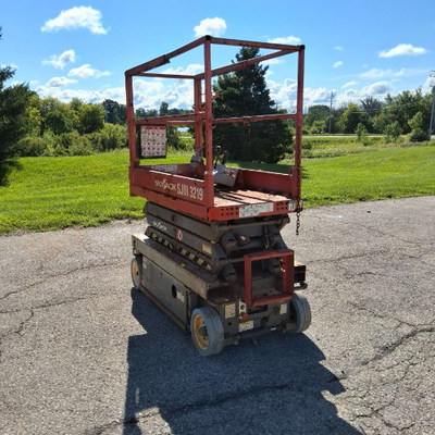 Used 2016 Skyjack SJ3219 Scissor Lifters Wisconsin US | Stack Equipment #1271242