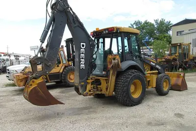 Used 2014 JOHN DEERE 410 K Backhoe Loaders Manitoba CA | Conquest Truck & Auto Sales #1421337