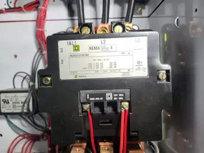 USED SQUARE D MODEL 6