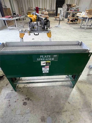 USED JLT PLATE SPREADER