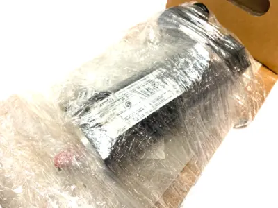 NEW BOSCH REXROTH SYNCHRONOUS SERVO MOTOR