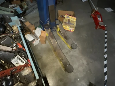 Used BendPak _UNKNOWN_ Automotive Lifters New York US | ISP Equipment Group #1319079