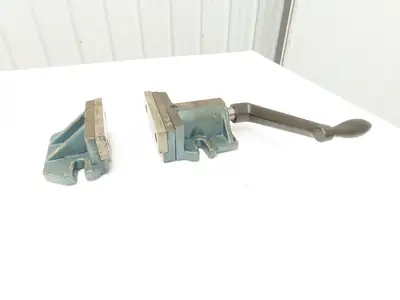 Bison 6522 Two Piece Machine Vise 6" Jaw Insert Width With Handle