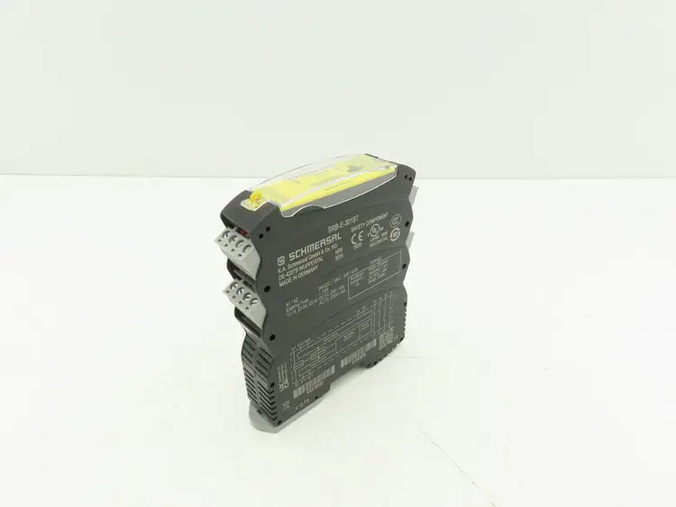 Used SCHMERSAL _UNKNOWN_ Relays & Switches Indiana US | Arrow Industrial #927136