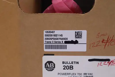 NEW ALLEN BRADLEY POWERFLEX 700 20BD5P0A0AYNAND0 480V 3 HP  #1858A