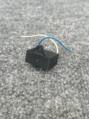 Used CMKS B-F0911 Capacitors California US | Davliegogo LLC #1707743