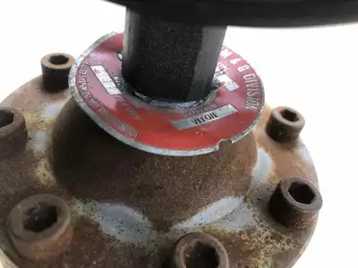 Solfrunt Vacuum Gauge 0-30in Hg w/ Stainless Diaphragm Valve