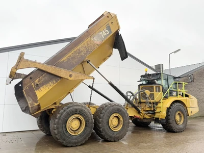 USED 2019 Caterpillar 745