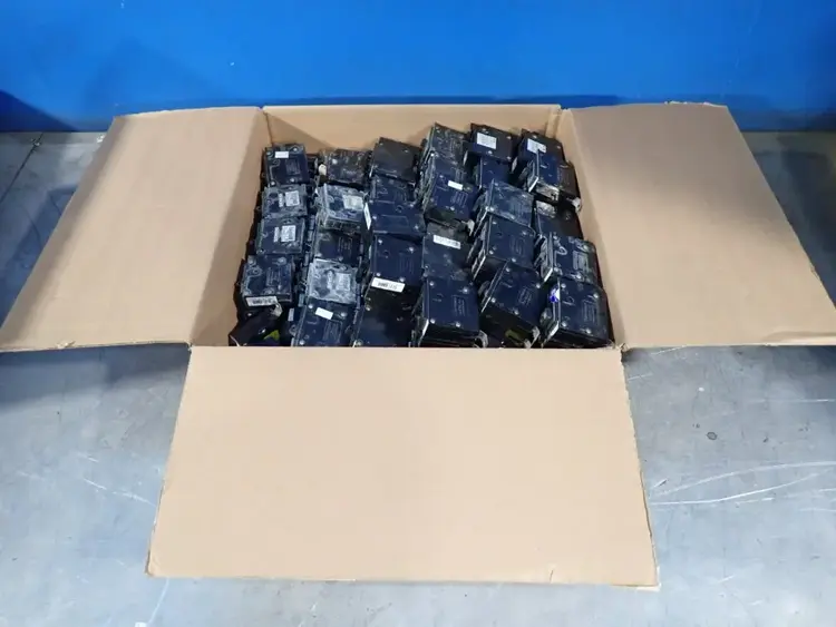 Used _UNKNOWN_ _UNKNOWN_ Circuit Breakers Ohio US | HGR 24 #1180992