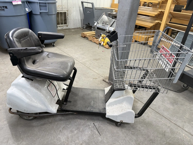 Used _UNKNOWN_ _UNKNOWN_ Utility Vehicles Michigan US | Miedema Asset Management Group #1487845