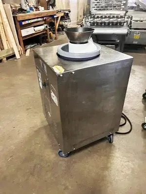 AM MANUFACTURING 900 RT Bread Rounder | Harvest Equipment and Fabrication Inc (6)