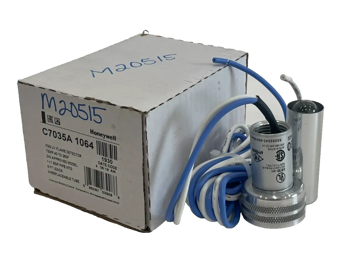 NEW HONEYWELL C7035A-1064 UV FLAME DETECTOR C7035A1064A