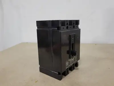 Used WESTINGHOUSE EB3015 Switchgears British Columbia CA | Lenmark #239784