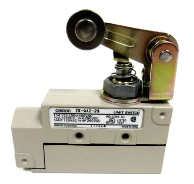 NEW OMRON ZE-N21-2S-EX LIMIT SWITCH ZEN212SEX ZE-QA2-2S