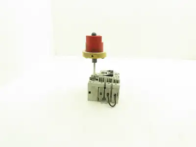 Ferraz Shawmut FBCC30CDT Fusible Disconnect Switch 600V 30A Exterior Handle
