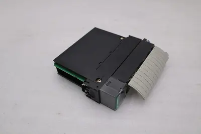 AB Allen-Bradley 1756-OB16E Module Series A STOCK 5339A