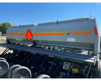 Used CRUSTBUSTER _UNKNOWN_ No-Till Drills Iowa US | Keast Enterprises #1360190