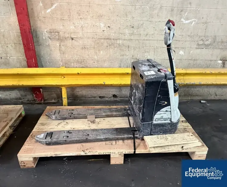 Used Crown Crown Pallet Runner, Model WP3035-45, 4500# Misc Forklifts Ohio US | Federal Equipment Company #564094