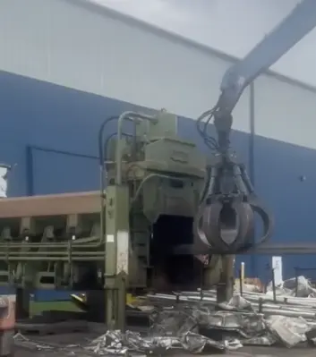 2012 SIERRA T550 Scrap Shears | RyCat Machinery (2)