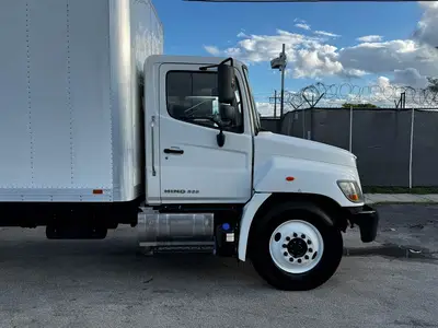 Used 2019 HINO 268 Box trucks Florida US | Truck and Van Outlet #1509125