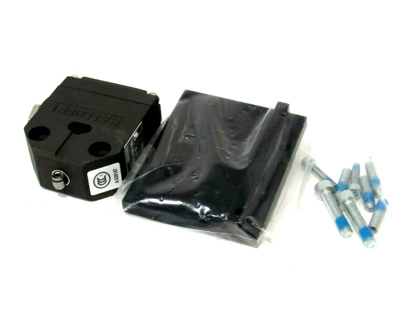 NEW BALLUFF BNS 819-X496-99-R-11 POSITION SENSOR BNS819X49699R11