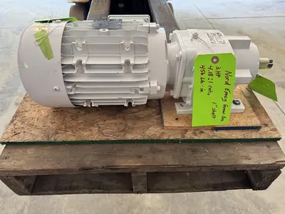 NEW NORD NORD GEARBOX WITH MOTOR