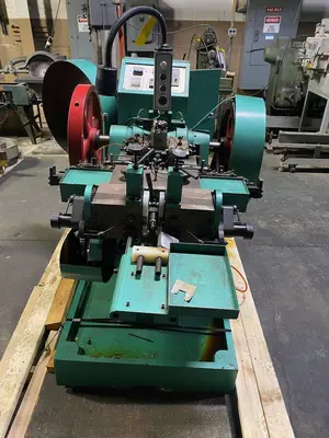 1/8" Shanghai Wuling Model SD-30 Bi-Metal Contact Heading Machine