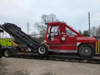 USED 1900 TAYLOR BOAT LIFT
