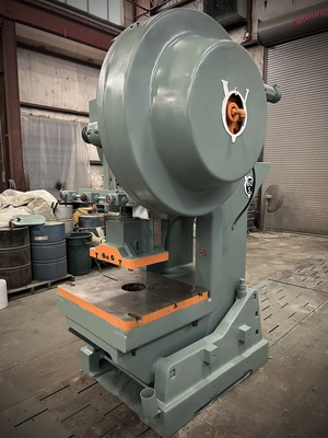 USED V AND O V AND O 60S PRESS