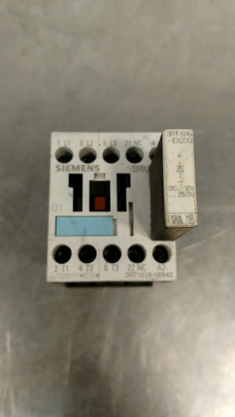 Siemens Sirius 3RT1016-1BB42 G/020717*E05* DC 24V Contactor 4E-12