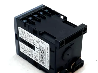 New | in-Stock Siemens SIRIUS Power Contactor 4-Pole 24V PLC Contactors Michigan US | Maverick Industrial Sales #1391557