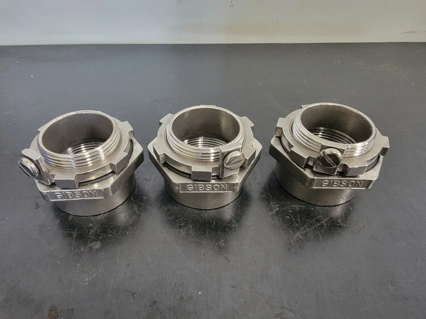 NEW GIBSON 7150-G-HUB