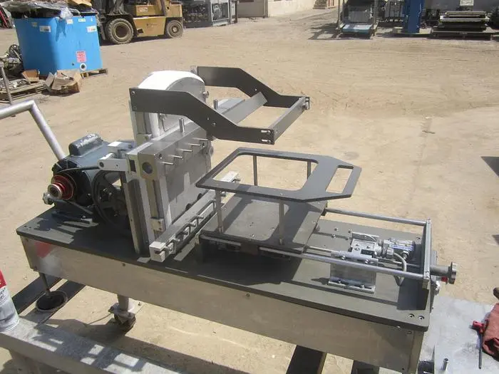 Used COZZOLI _UNKNOWN_ Vial Fillers California US | Machinery & Equipment 8 #137591