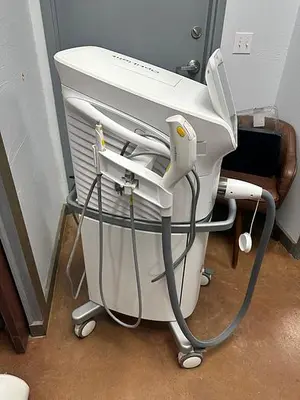 Used 2022 LUMENIS OPTILIGHT Ophthalmology Texas US | Midwest Medical #1467845