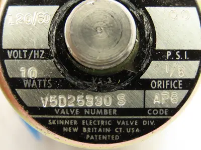Honeywell Skinner V5D25330S Solenoid Valve 2-Way NC 120V 100 PSI 1/8" NPT