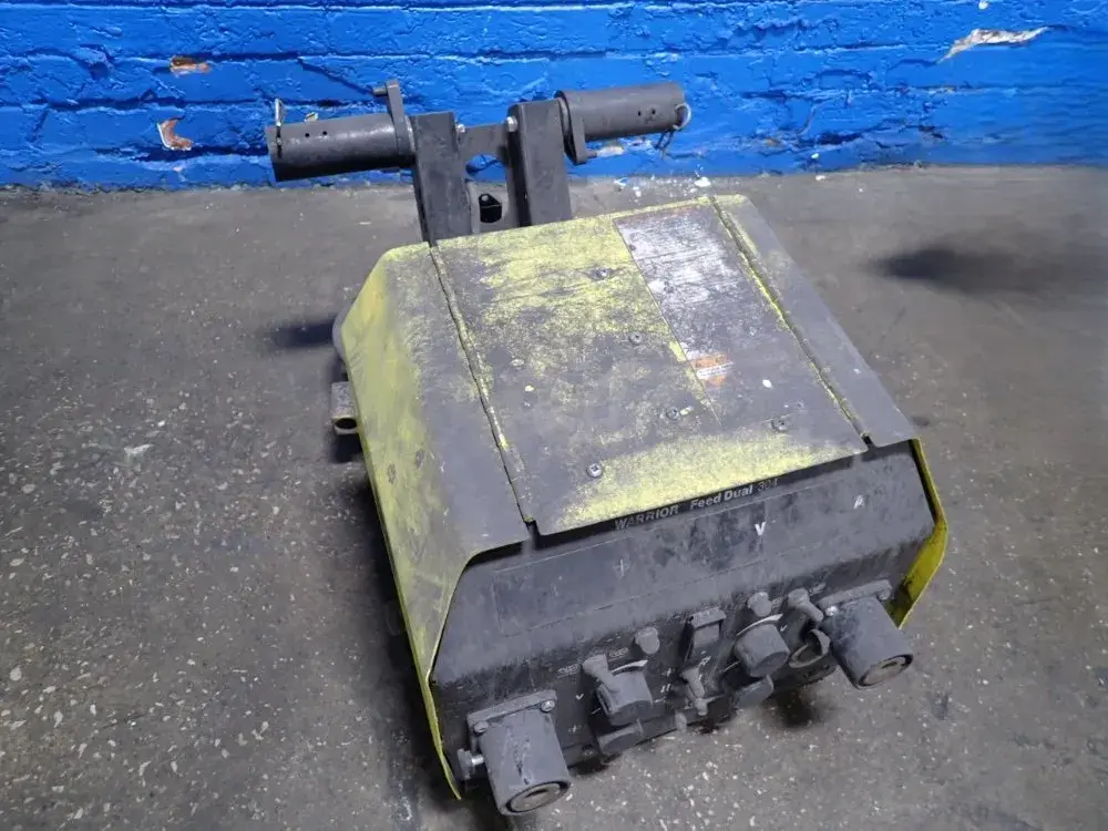 Used ESAB WARRIOR FEEDDUEL 304 Welding Machinery (Other) Ohio US | HGR 24 #1048062