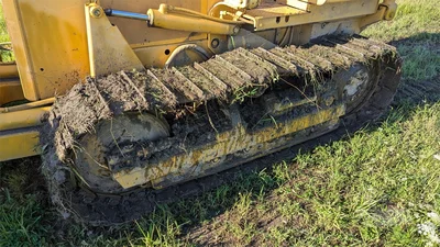 USED 1985 DEERE 450E