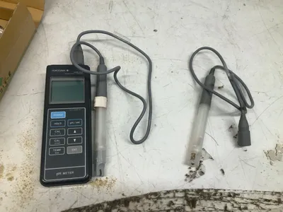 Used _UNKNOWN_ _UNKNOWN_ pH Meter Michigan US | Miedema Asset Management Group #1413769