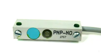 NEW ITEM 0.3.001.30 PROXIMITY SWITCH 8-NO 0300130 PNP-N0