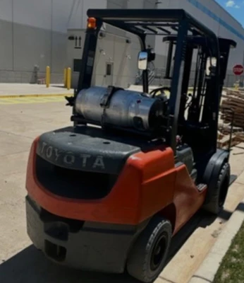 Used 2017 TOYOTA 8FGU30 Misc Forklifts Pennsylvania US | National Lift Equipment #1368601