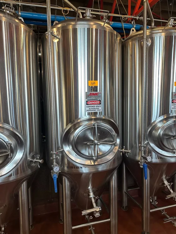 Used _UNKNOWN_ _UNKNOWN_ Fermenters / Bioreactors Indiana US | Brewhouse Equipment Group #1059298