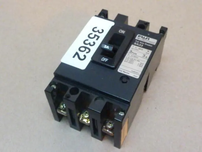 Used FUJI ELECTRIC SA33-3 Circuit Breakers Michigan US | Ideal Machinery #579521