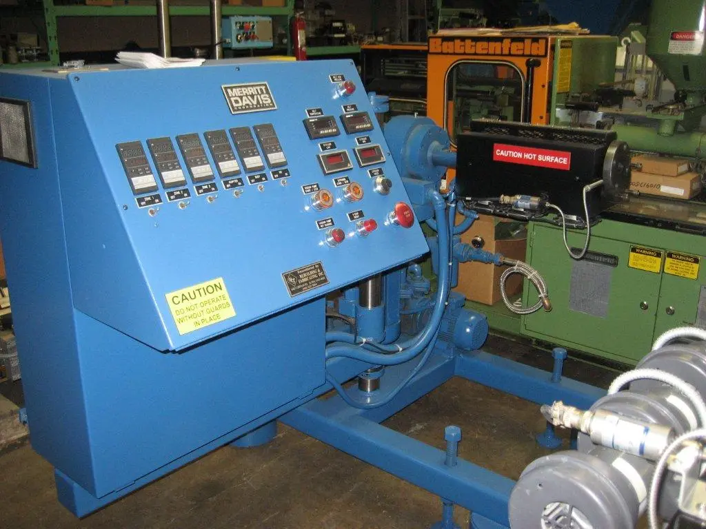 1″ Merrit Davis Post Extruder