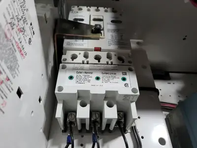 Used EATON SVX002A1-5A4N1 Switchgears British Columbia CA | Lenmark #240173