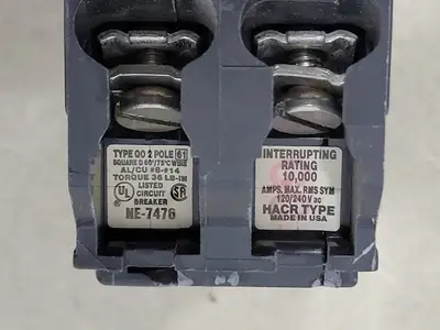 Used SQUARE D QO220 Switchgears British Columbia CA | Lenmark #240192