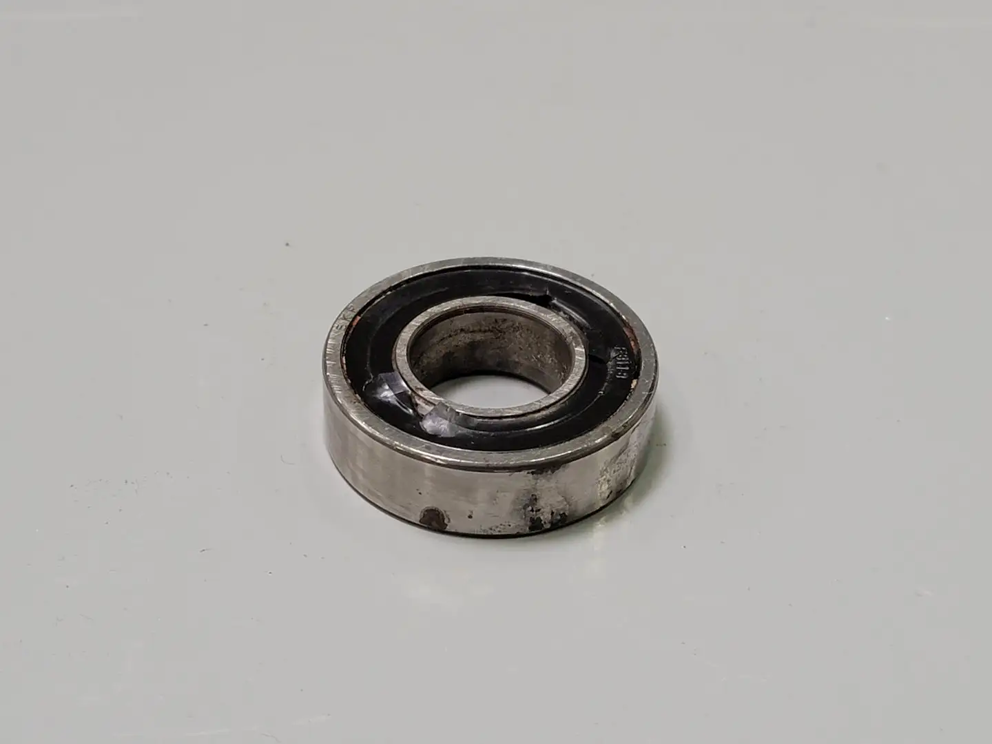 USED SKF 6002-2RS1