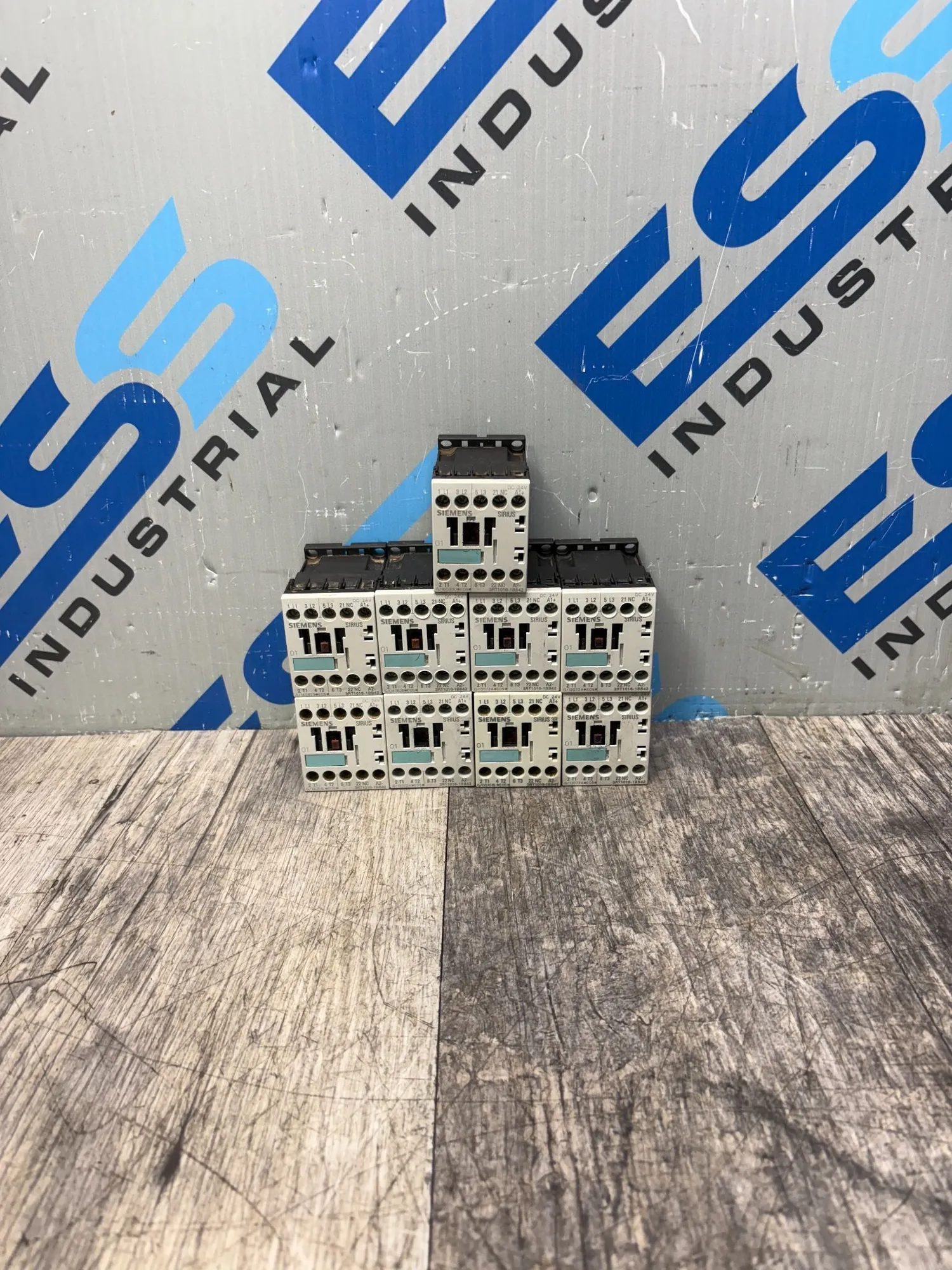 USED SIEMENS 3RT1016-1BB42