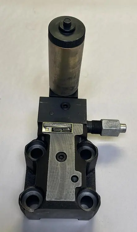 Used PARKER MRFN16MX0834 Pump & Valve Parts | Surplus Asset Holdings #1219961
