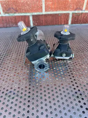 USED 2- ITT PURE FLO RA25MAX DIAPHRAGM VALVE W/ 1" TO 3/4" SANITARY FITTING